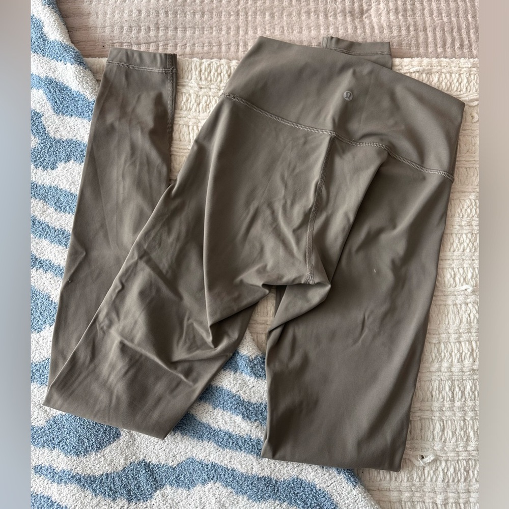 Lulu Align leggings